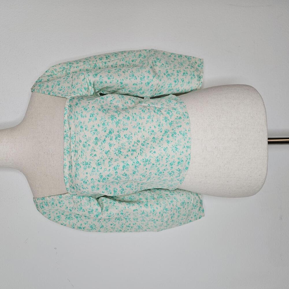 NWT Levi's Women's Green/White Floral/The Statement Blouse Size XS